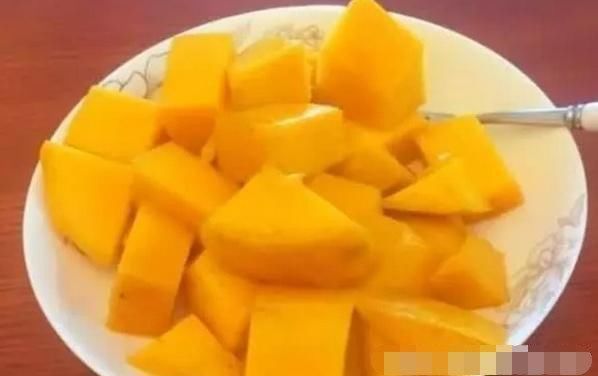 水果|比米饭还胖人的4种水果,竟有人把它们当主食吃,你说傻不傻