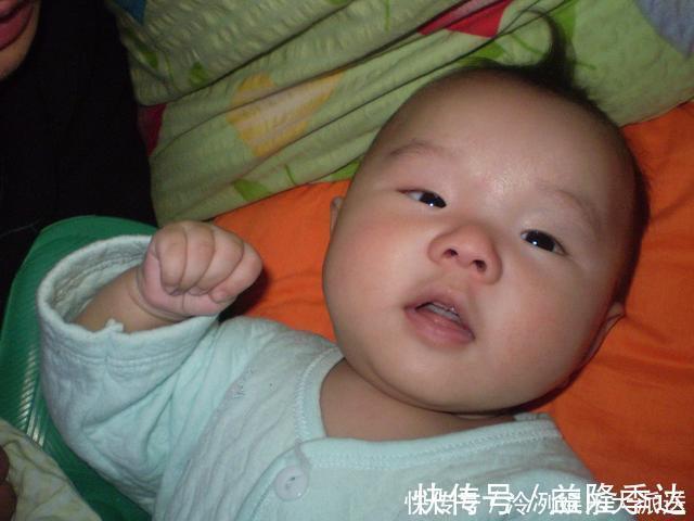 食物|劝告:3岁前,4种食物不是疼孩子,是害孩子,还有家长给娃吃