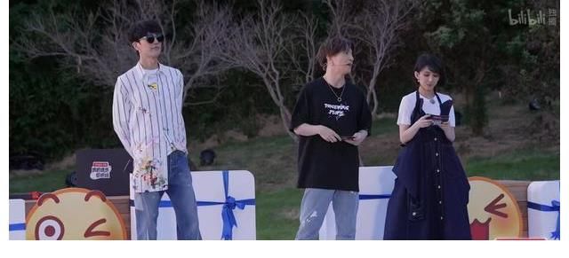 选手们|《我的音乐你听吗》开播,文物修复师惊艳全场,许嵩也一展歌喉