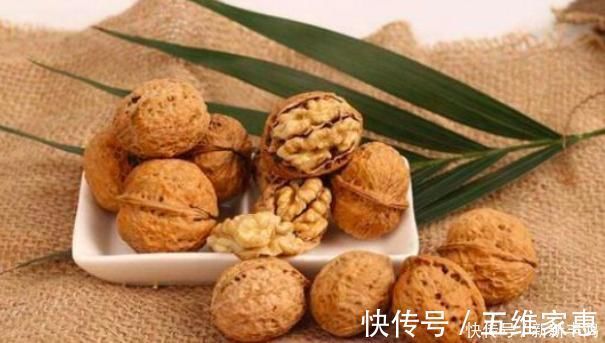 吃好|核桃早上吃还是晚上吃好我吃错20年,健康专家教你正确吃法