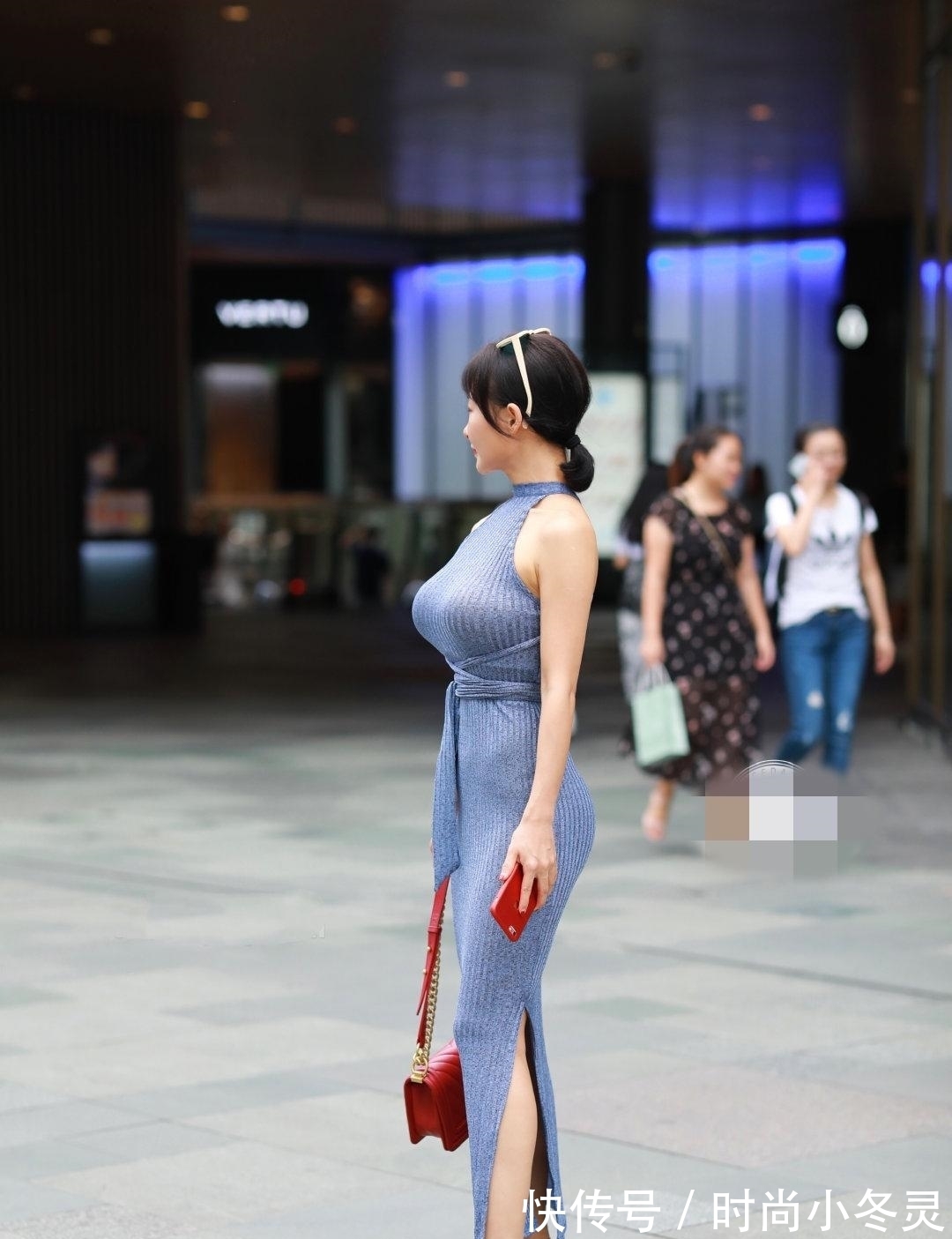 裙子|姐姐的美不仅仅是颜值,简单打扮就透着高级感,气质真的很重要