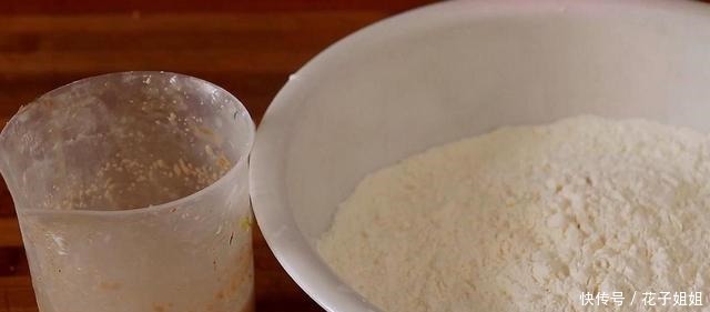 不会发面记得收藏,发面技巧都在这里,看完你也会做白面大馒头!