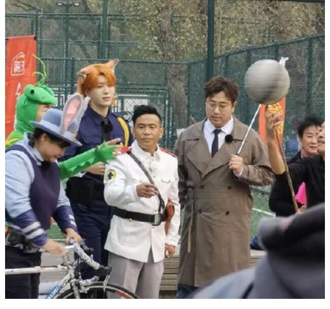 笑不活了！楊洋cos黑貓警長，范丞丞cos尼克？宋小寶、楊迪猜不到