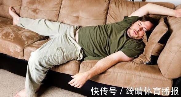 头晕|脑供血不足,头晕迷糊,1个小动作,改善脑供血不足,在家就能做