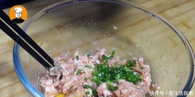 猪肉|1碗糯米,1斤猪肉,简单一蒸,教你做软糯飘香的糯米肉圆