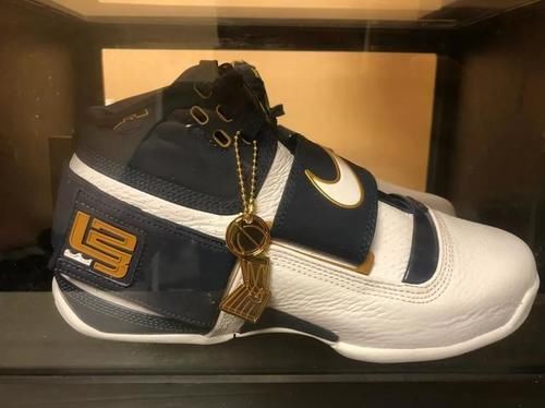 耐克OW联名再曝新款！长相山寨价格便宜，确定不是莆田设计的？