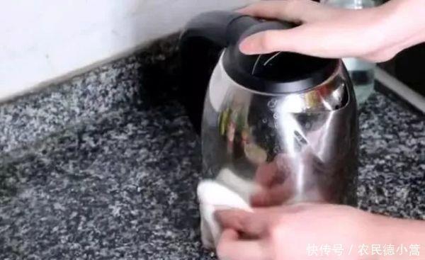 水壶|水壶里有水垢怎么办水壶里倒一点它,再多水垢都能自己掉干净