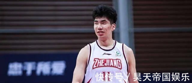 职业球员|西热录视频，怒斥十支CBA球队球员：这是职业球员该干的事吗？