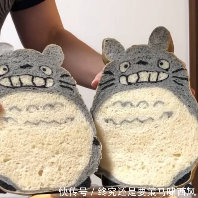 日本|日本网友制作龙猫面包切开有惊喜,网友:拜托要拿出来卖!