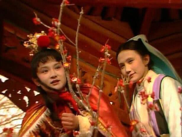 王夫人$妙玉的真实身份不简单,与贾珠有过感情纠葛,难怪李纨讨厌至极