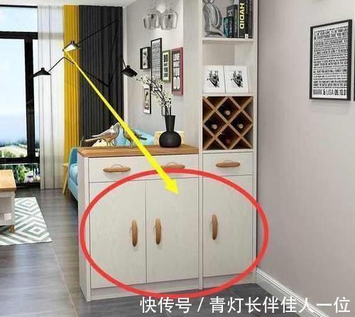玄关|越来越多人家客厅都用这种隔断,省钱又实用,后悔我家装早了