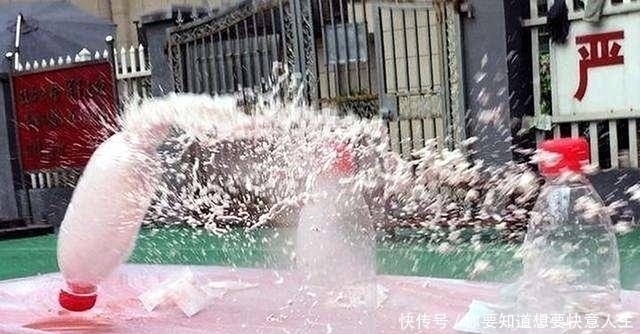 化学物质|4岁男孩误食干燥剂,宝妈临危不乱紧急施救,医生:家长做法很棒