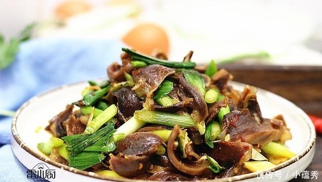 大热天, 最受欢迎的菜就是它了, 不油不腻, 下酒又下饭, 越吃越香