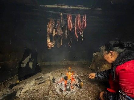 香肠|在重庆，没有人能抵挡得了香肠腊肉的诱惑！没有！