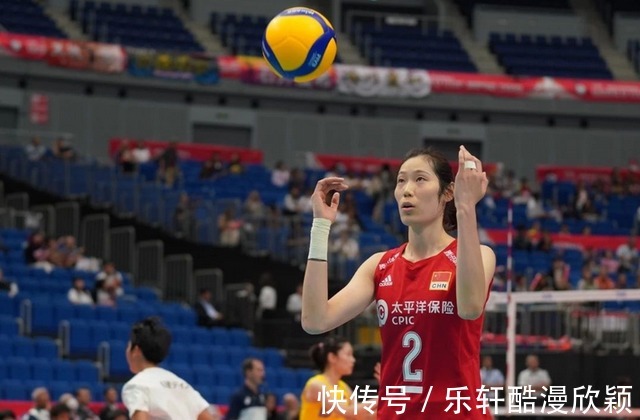 女排|中國女排雙喜臨門！張常寧手術(shù)后現(xiàn)身酒吧，隊長朱婷再迎好消息