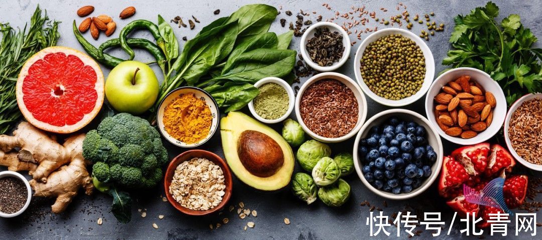 睡眠质量|经常忘东忘西,是老年痴呆的征兆?今天才知道,常吃这些能提高记忆力