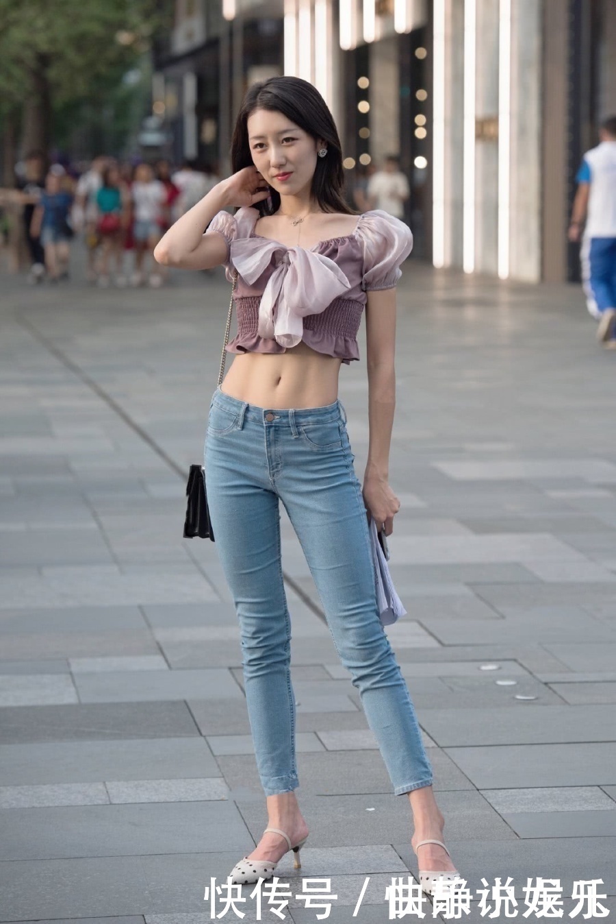 穿搭牛仔裤穿出女神般的美感,时尚出彩又美观