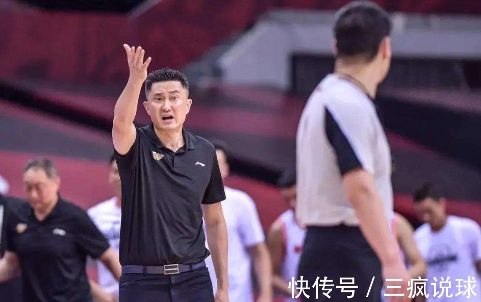 浙江队|突发!中国男篮当红球星入院治疗,杜锋王牌内线,CBA争冠遭重创