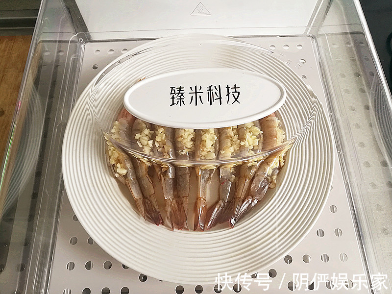 虾肉最馋人的做法，味道太鲜美了，一周吃三次，上桌就光盘