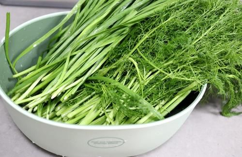 肝气郁结|血瘀则生斑，如何将它“搞”走？中医4个方法可解，在家就能做