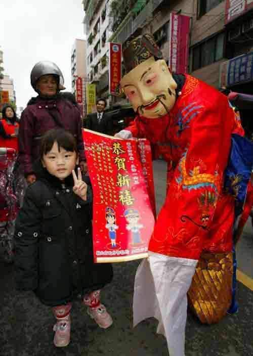 总兵#清朝有一种阔丐，他们身穿官服乞讨，为何将自己活成了一个笑话