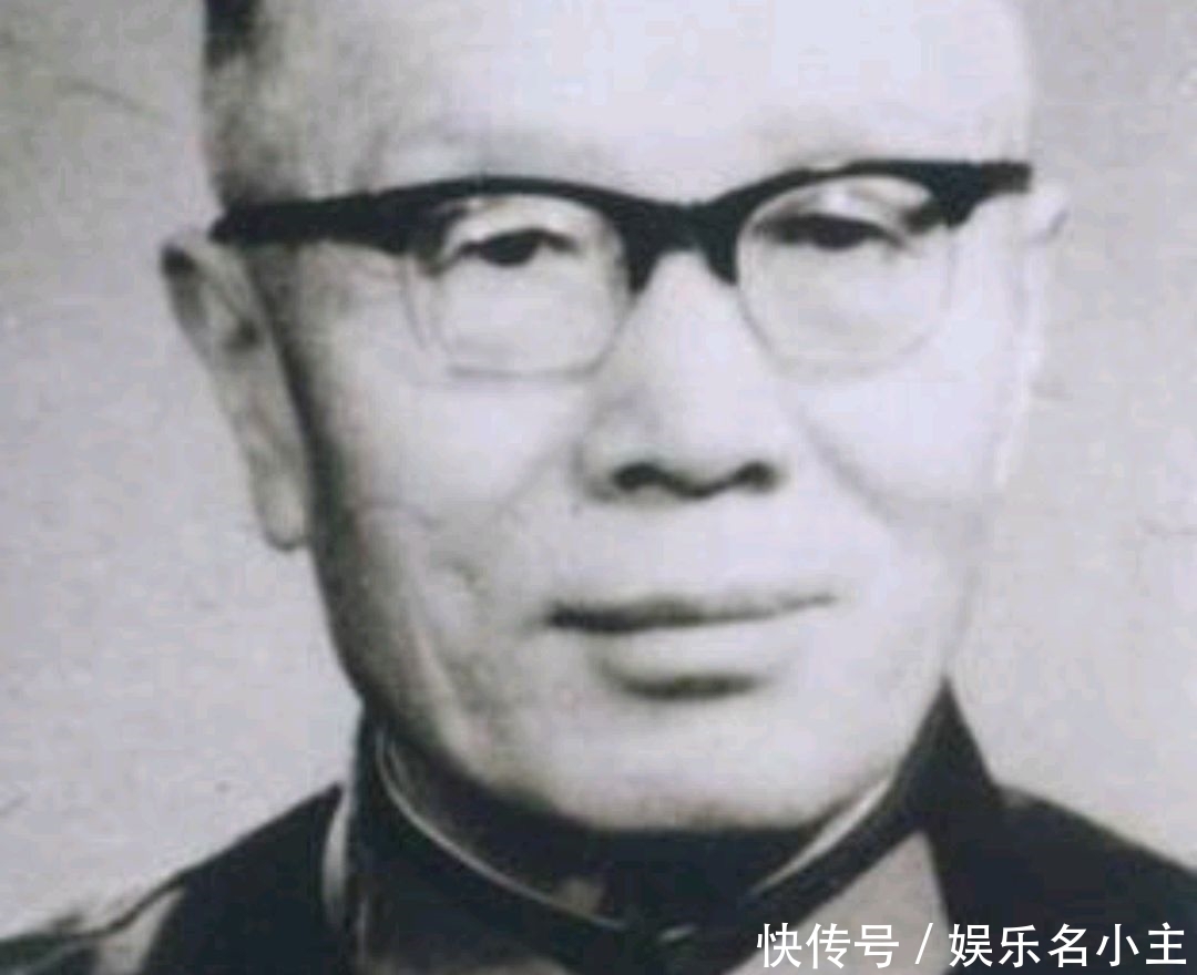 东北|他没有参加过红军,42年率领一个师投奔八路军,55年授中将衔