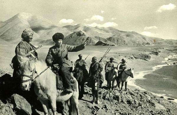 上将|55年授衔时，弃暗投明的国军将领中授衔的3位上将，后来怎么样了？