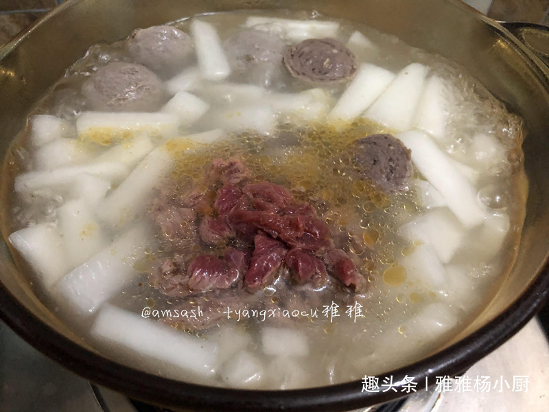 搅拌均匀|冬天，多给孩子喝此汤身体壮，长个长劲不长肉，贵点也要吃