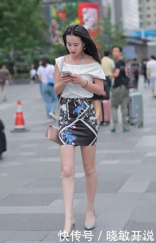 真正会穿搭的美女，都不会选择连衣裙，太土了，如此穿时髦显瘦！