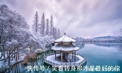 悲壮$杜甫很悲壮的一首七律,颔联乃千古名句,一直口耳相传