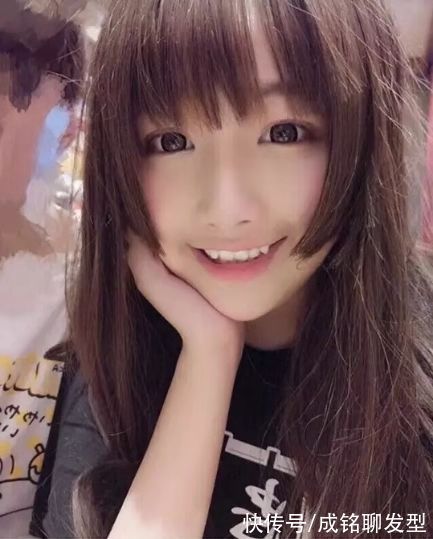 瘦脸 9款适合脸大脸圆女生的发型,时尚减龄又显气质,主要是显脸小