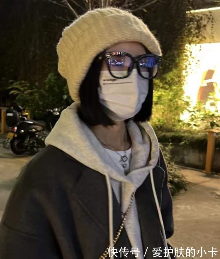 穿搭|别再说冷帽丑了!明明是冬天必备的保暖佳品,搭配衣服时尚感很强