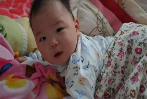 发育|宝宝睡觉时,若有这3个反应,说明大脑发育好,将来可能是高智商