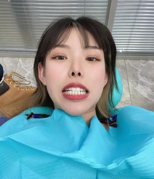 长期不涂口红的女生，嘴巴都成什么样了？看这3点就很明显！