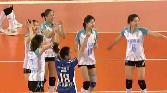 蔡斌|排超两位16+小将太牛了!将奥运会MVP拦下场,打爆中国女排国手