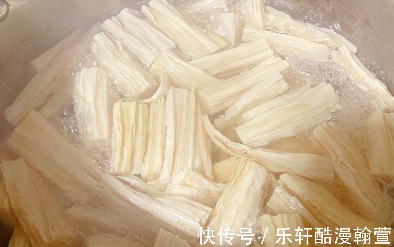 美味|腐竹拌木耳,低脂减肥,美味健康