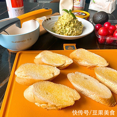 好吃下饭的做一个有颜值有内涵的法棍几分钟就学到手