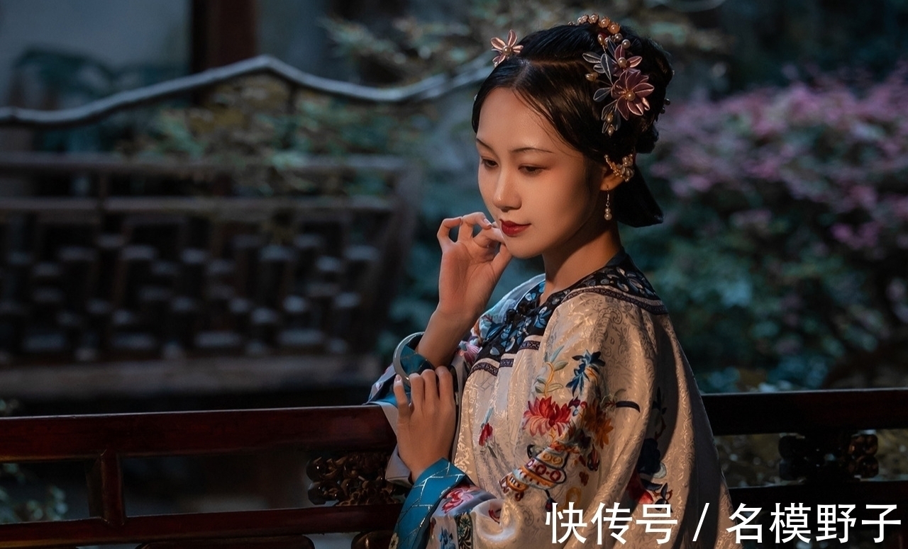 仙游#原创对联·十三副丨桃塞初逢成永诀,芸香不散共仙游