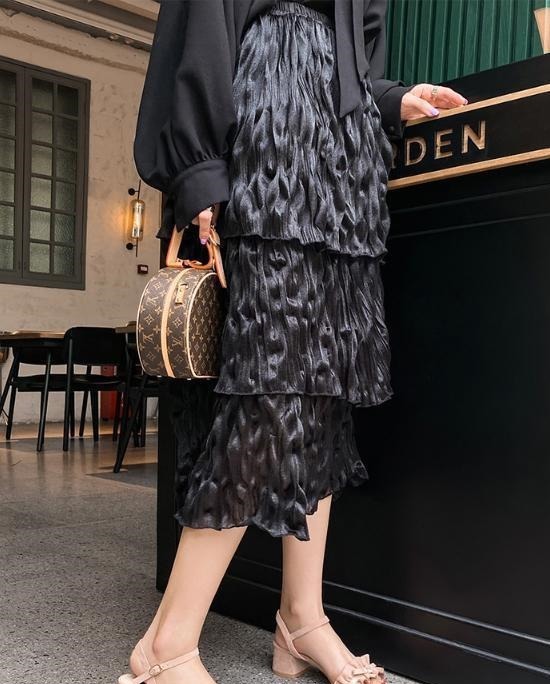 脚带 凉鞋不一定要选细跟的,粗跟不但稳健时尚还在众多细跟中脱颖而出