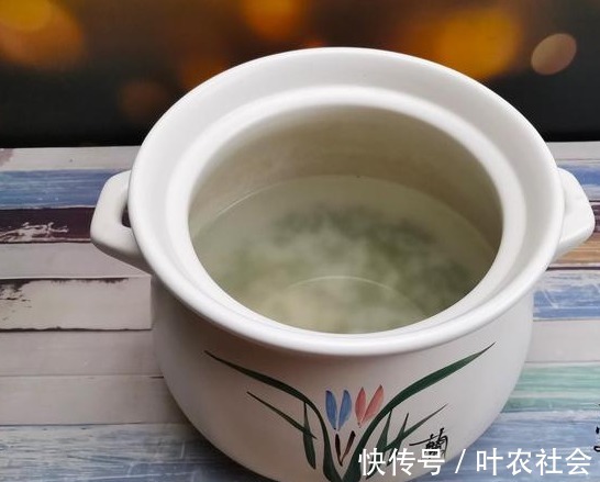 绿豆粥|熬粥，冷水还是热水下锅10人里8人做错，难怪粥不稠还不香