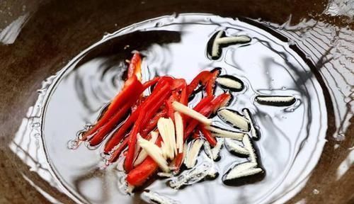 肝癌|你知道吗?人体缺乏硒元素诱发多种癌变,它含硒量最丰富,要多吃