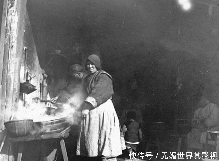 留影旧照|晚清老照片:美丽惊艳的正室夫人,清俊帅气的年轻士兵!