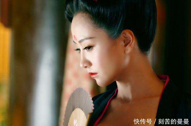 我国有一个姓氏,只有简单的三笔,却没有几个人能读对