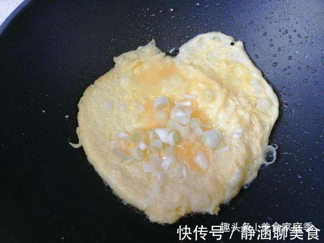 懒人|“懒人”面条,只和面不擀面,一把剪刀就能做出美味,快来试试吧