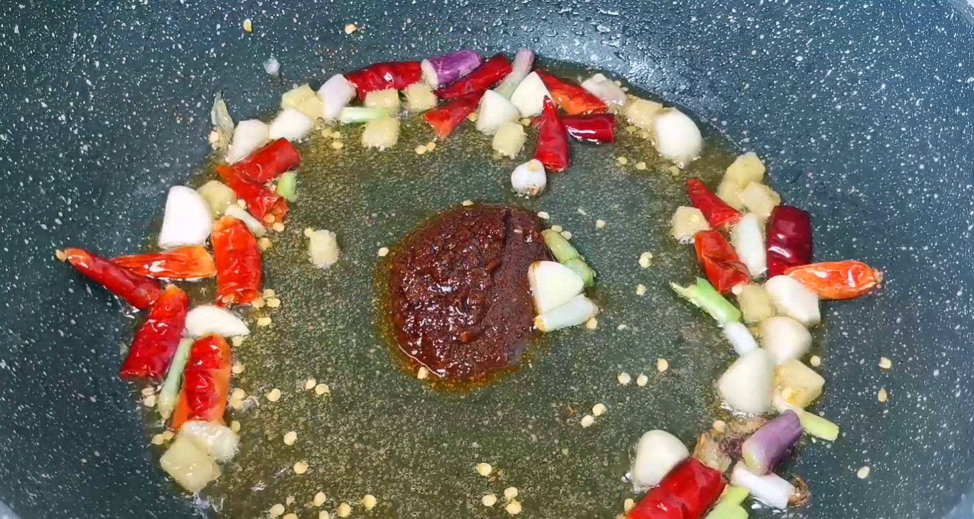  腥味|不管煎什么鱼，只要牢记4点！鱼皮不破不粘锅，还没一点腥味