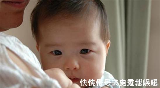 陌生人|婴儿谁抱和谁亲,自来熟未必恰当,娃的认生期也很关键!