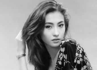 张柏芝|大湾区中秋晚会,10处尴尬还能脱颖而出,金星曾经的吐槽给出答案