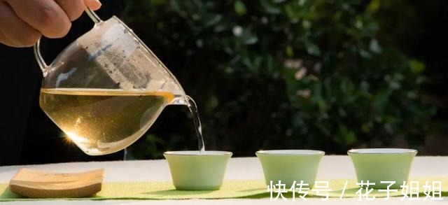 汤色|茶汤颜色越深发酵度越高你还在以颜色来区分茶类吗！