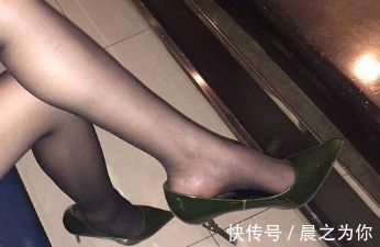 尖头 尖头细高跟鞋,有着优雅的高调,女人走路起来也是魅力无穷!