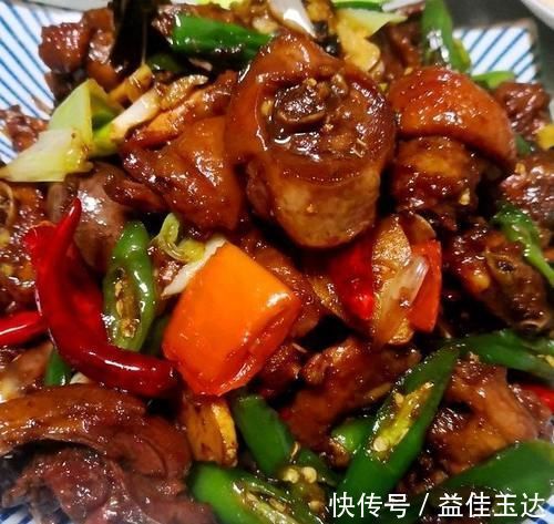 去餐馆必点的解馋下饭菜,在家几步就做完,让人食欲大开,三碗饭不够吃!